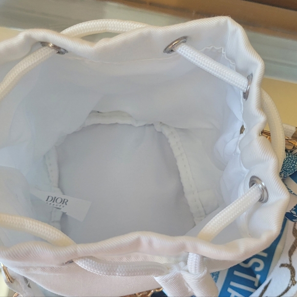 Dior - Picture 11 of 16